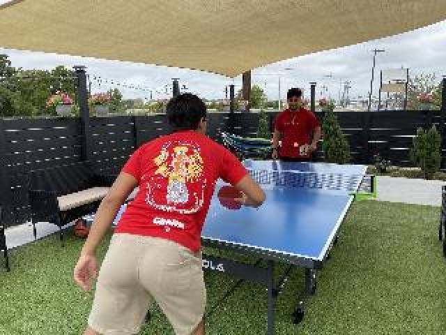 Desportos y Entretenimento