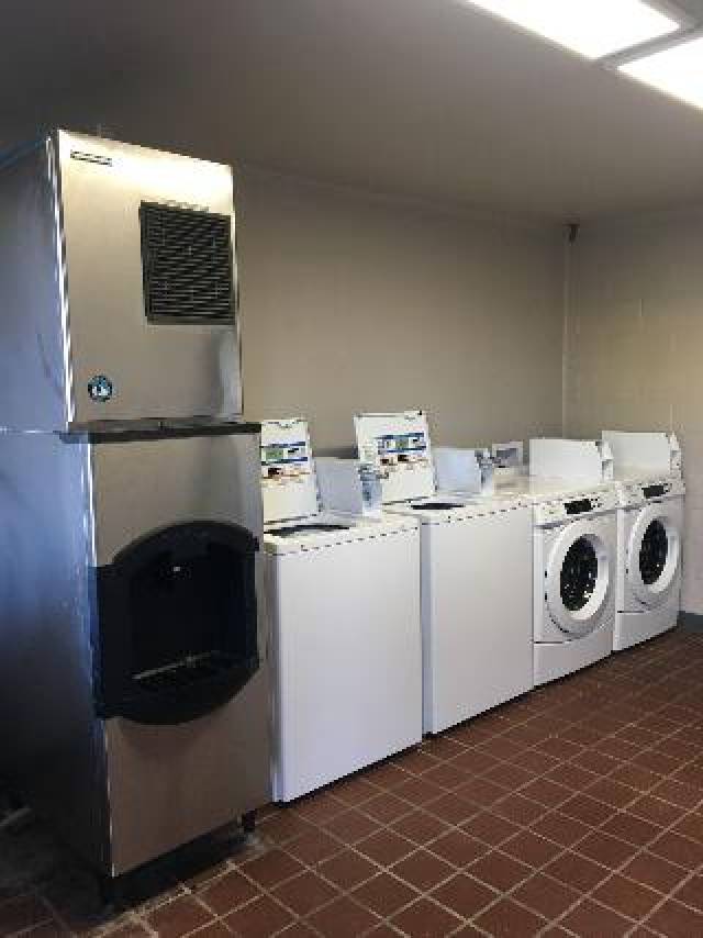 Desportos y Entretenimento