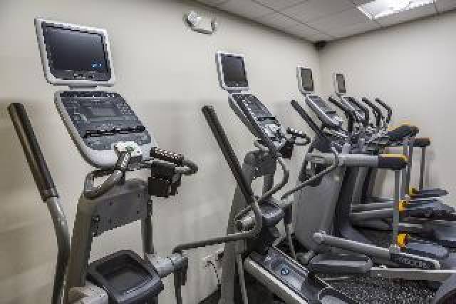 Desportos y Entretenimento