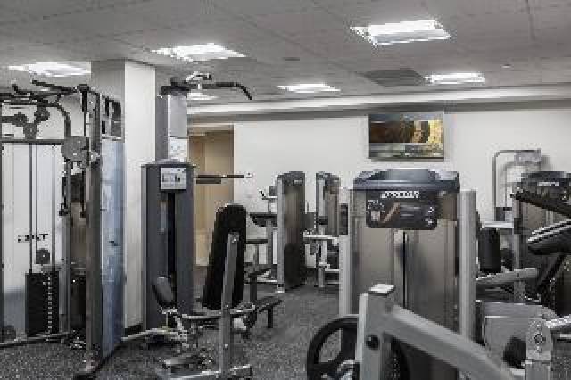 Desportos y Entretenimento