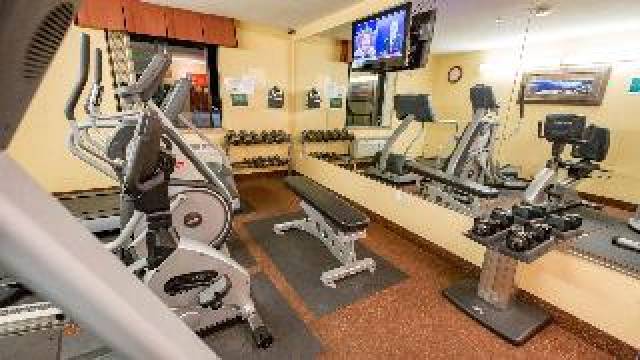 Desportos y Entretenimento