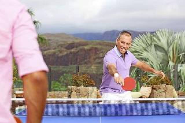 Desportos y Entretenimento