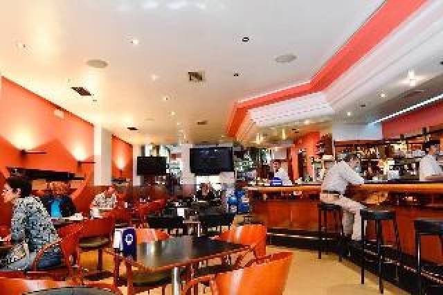Bar