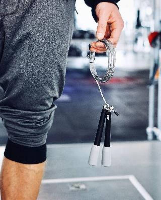 Desportos y Entretenimento