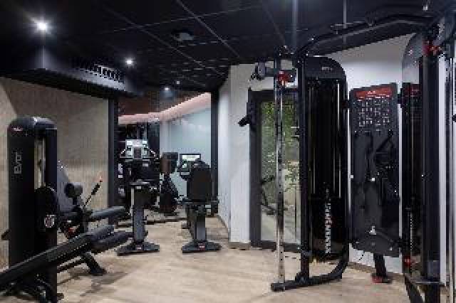 Desportos y Entretenimento