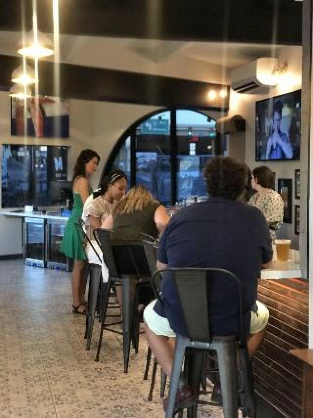 Bar
