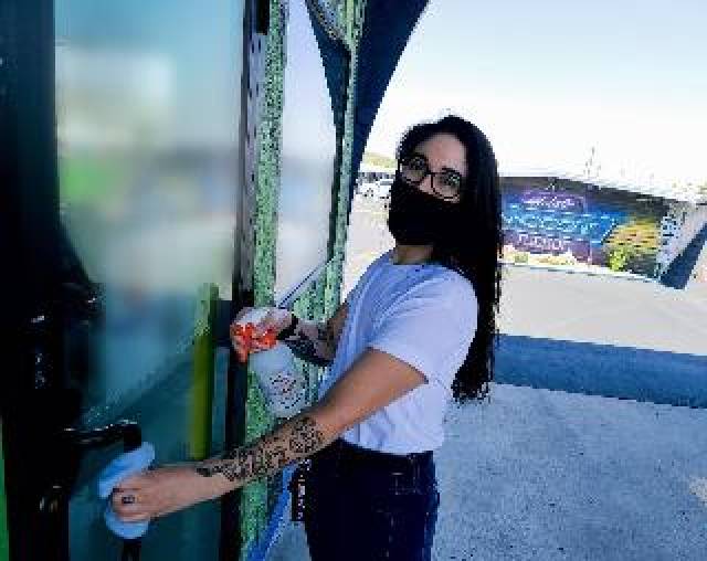 Desportos y Entretenimento