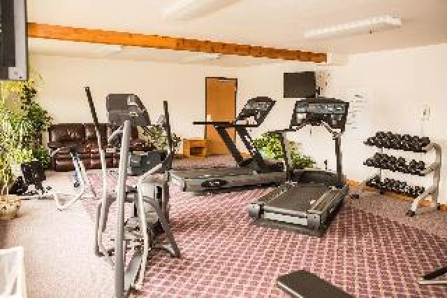 Desportos y Entretenimento