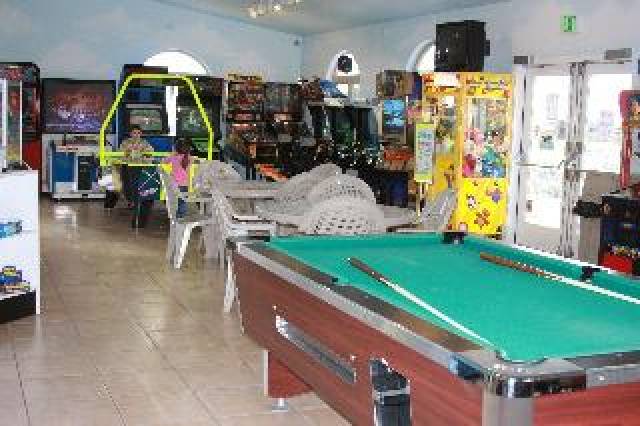 Desportos y Entretenimento