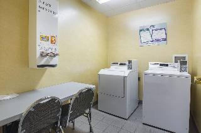 Desportos y Entretenimento
