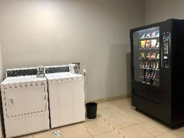 Desportos y Entretenimento