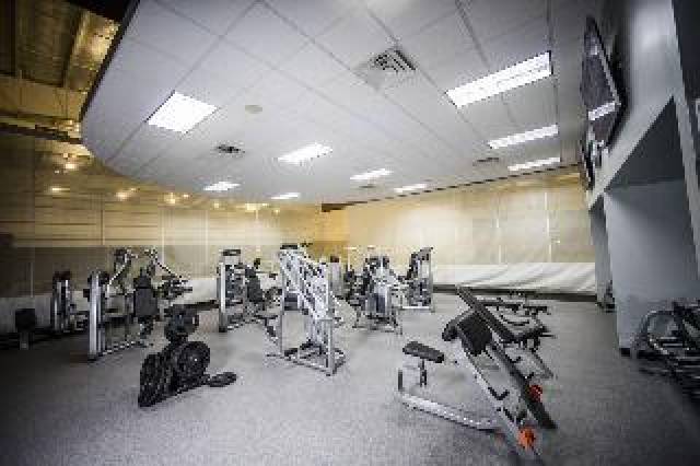 Desportos y Entretenimento