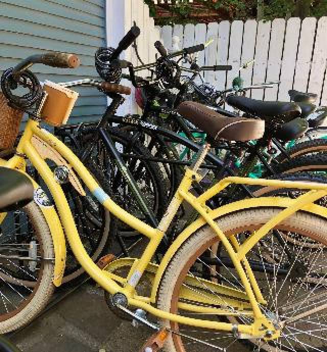 Desportos y Entretenimento