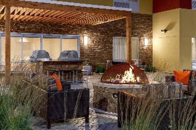 Desportos y Entretenimento