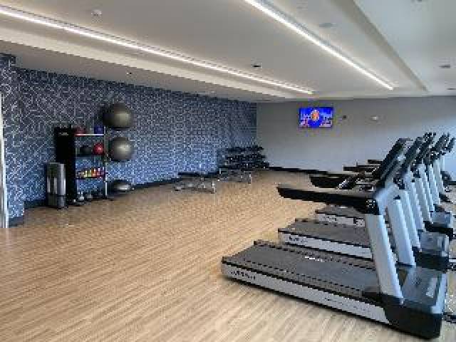 Desportos y Entretenimento