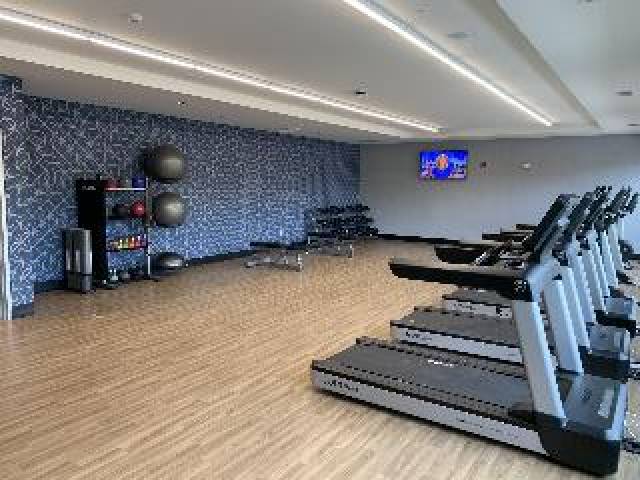 Desportos y Entretenimento