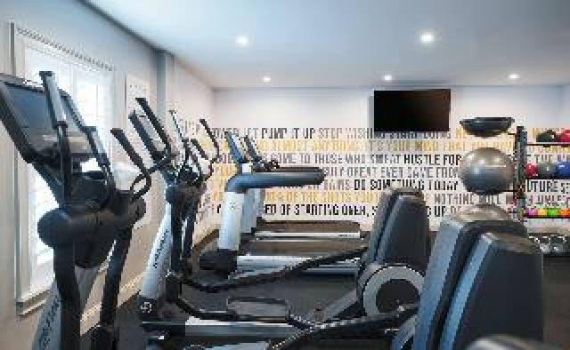 Desportos y Entretenimento