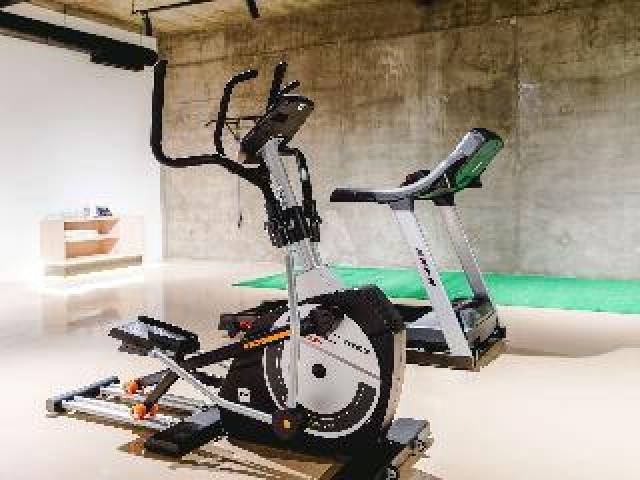 Desportos y Entretenimento
