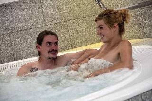Desportos y Entretenimento