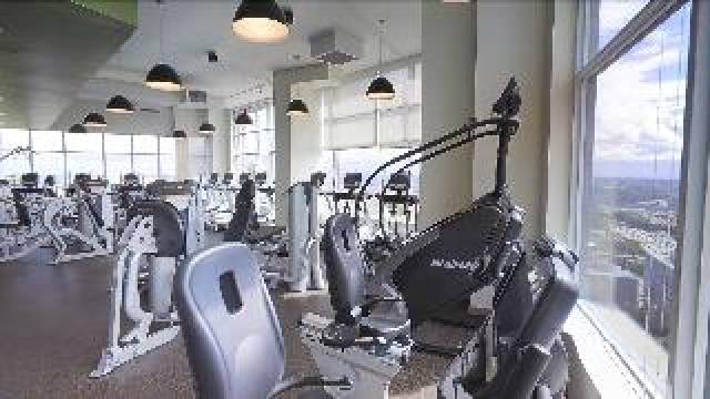 Desportos y Entretenimento