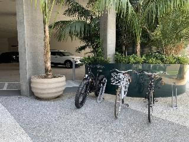 Desportos y Entretenimento