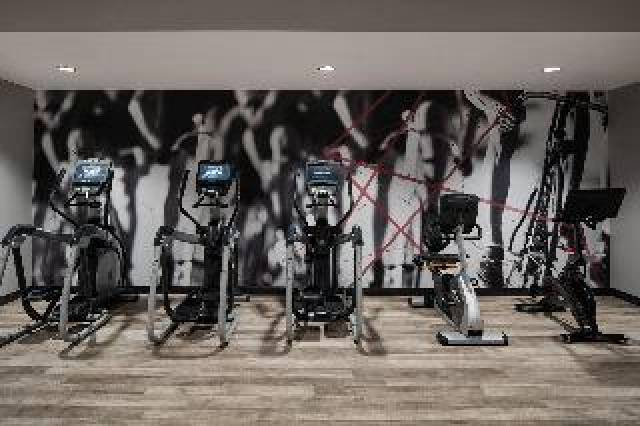Desportos y Entretenimento