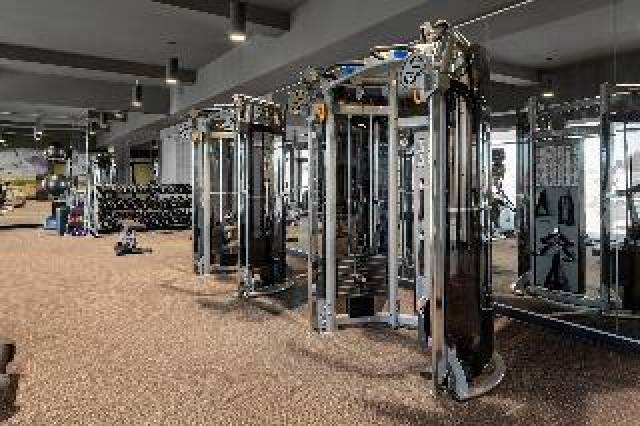 Desportos y Entretenimento