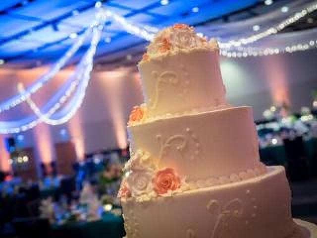Desportos y Entretenimento