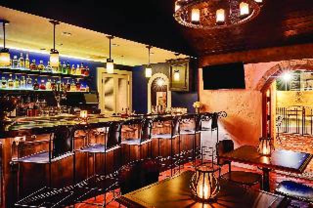 Bar
