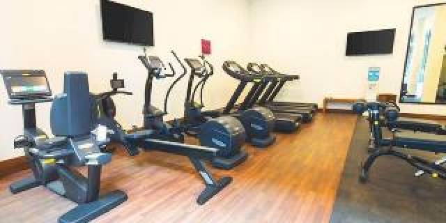 Desportos y Entretenimento