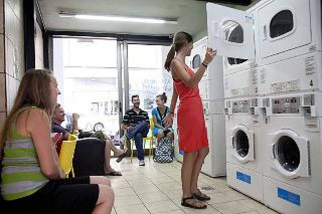 Desportos y Entretenimento