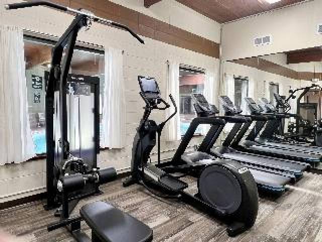 Desportos y Entretenimento