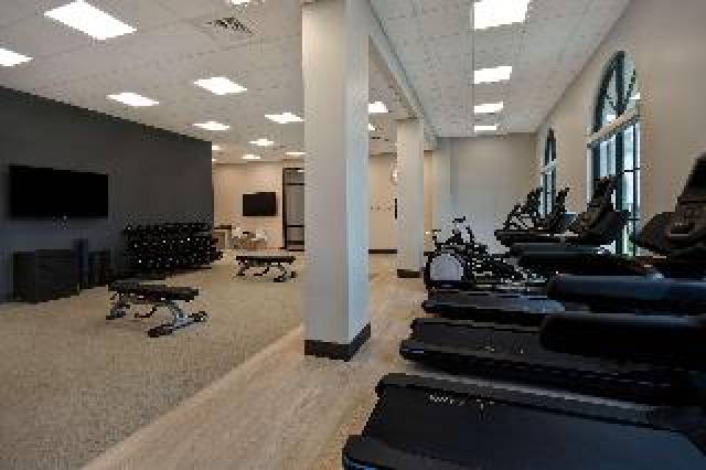 Desportos y Entretenimento