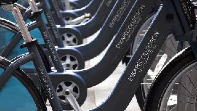 Desportos y Entretenimento