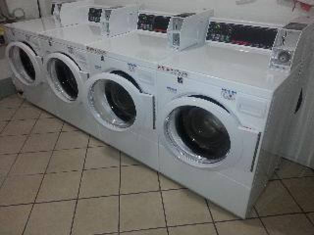 Desportos y Entretenimento
