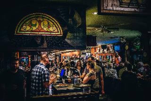 Bar