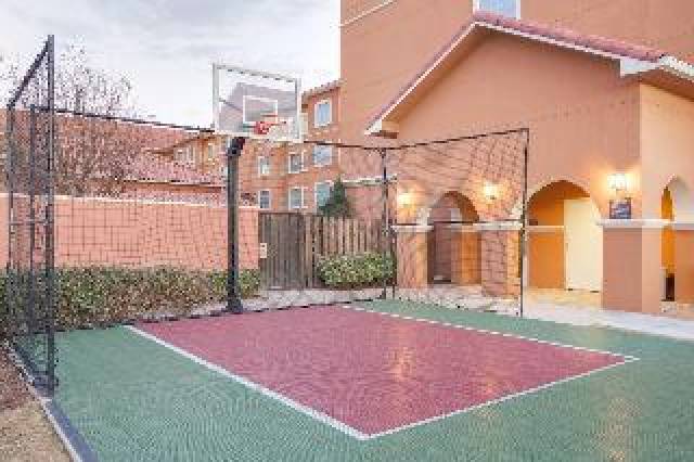 Desportos y Entretenimento