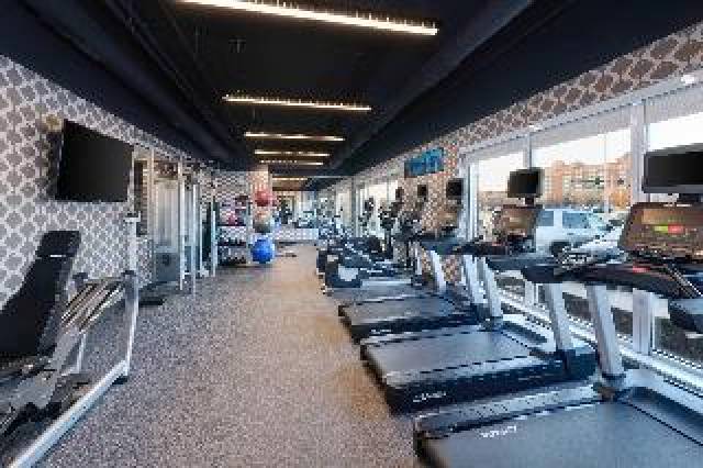 Desportos y Entretenimento