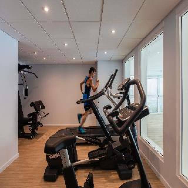Desportos y Entretenimento