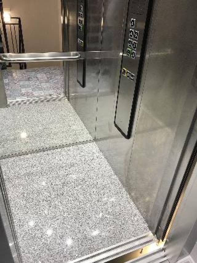 Desportos y Entretenimento