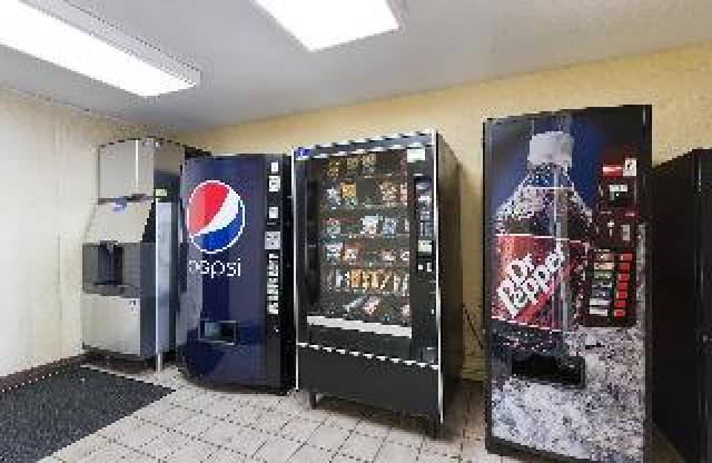 Desportos y Entretenimento
