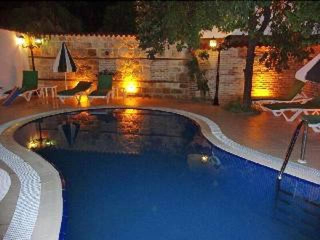 Desportos y Entretenimento