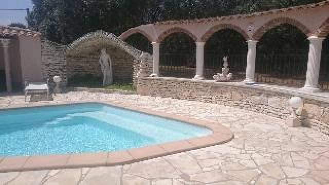 Desportos y Entretenimento