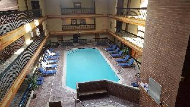 Desportos y Entretenimento