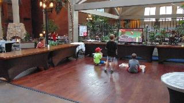 Desportos y Entretenimento
