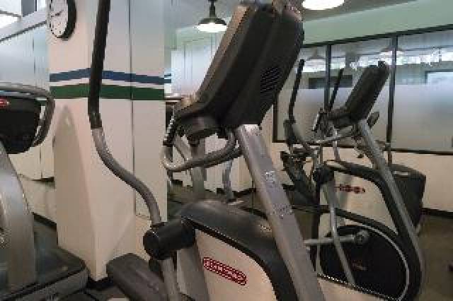 Desportos y Entretenimento