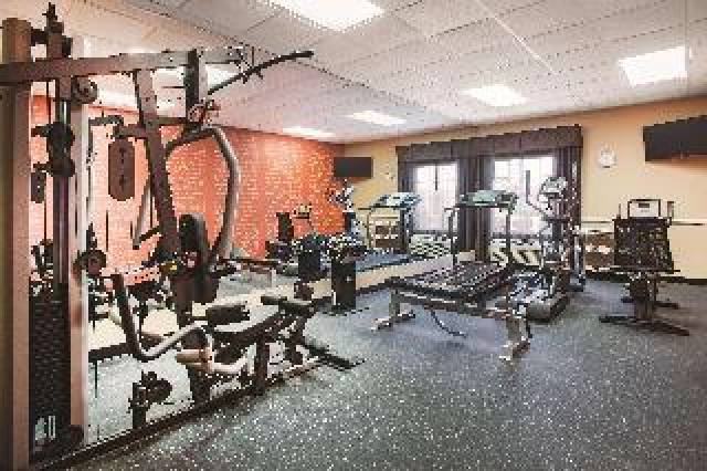 Desportos y Entretenimento