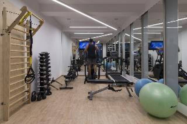 Desportos y Entretenimento