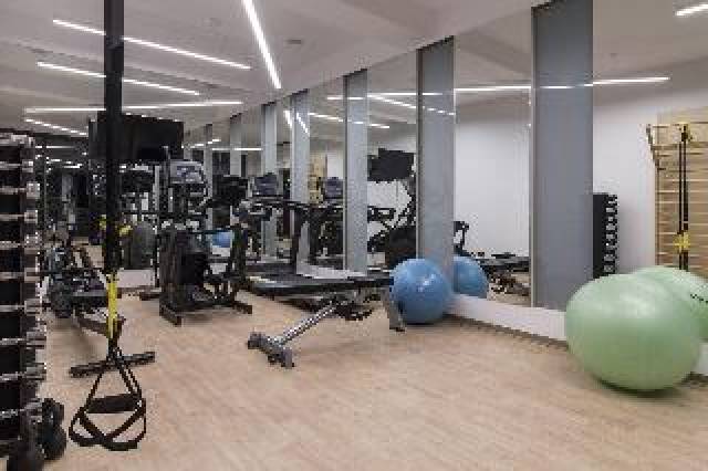 Desportos y Entretenimento