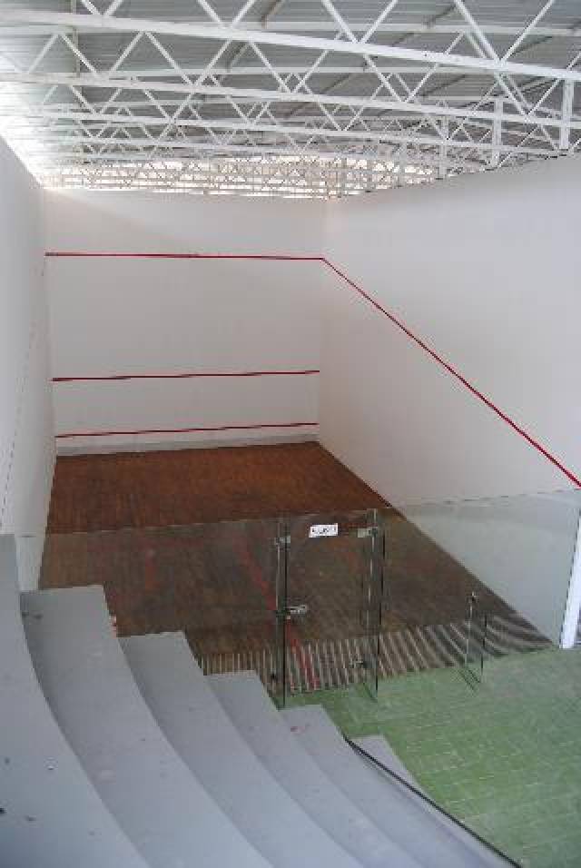 Desportos y Entretenimento